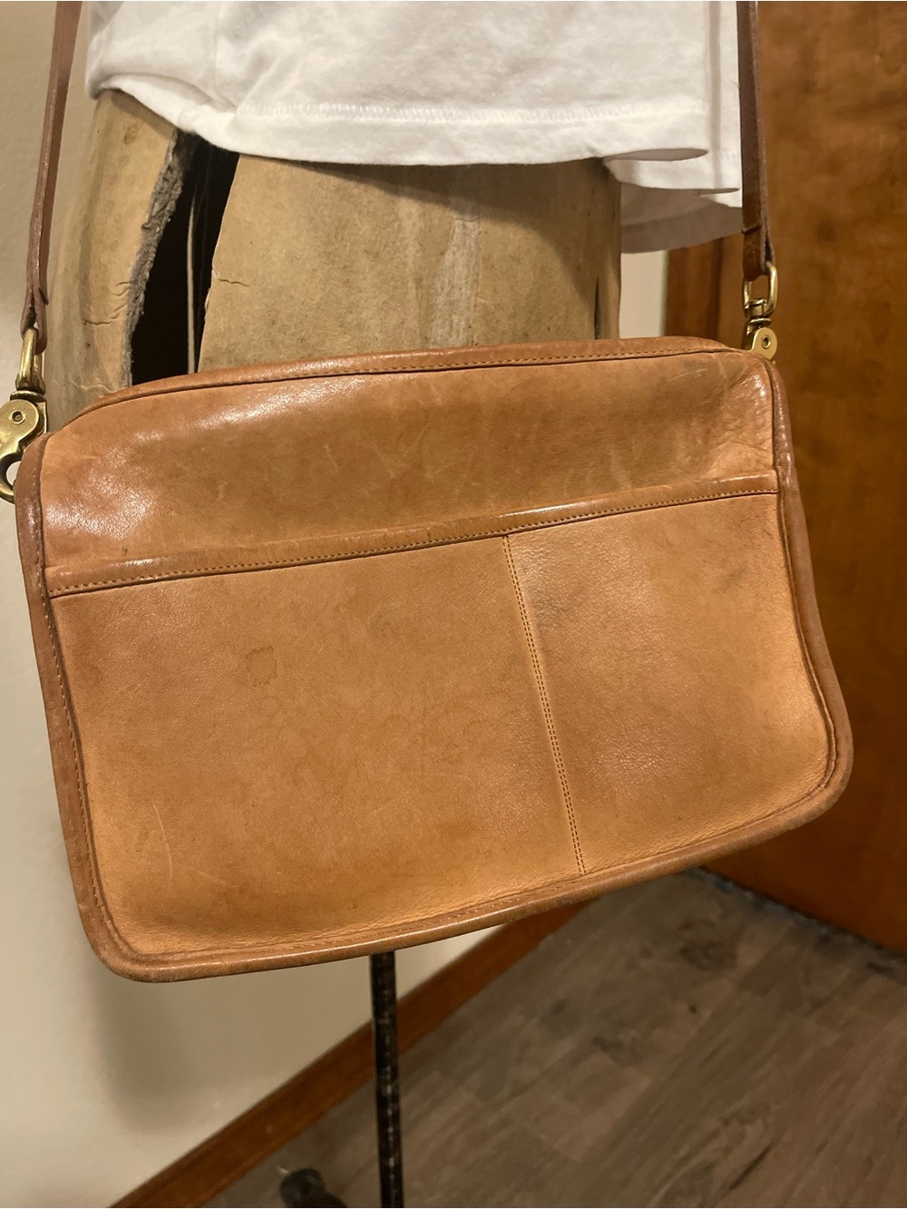 Vintage Coach Tan Leather Companion Bag 70’s Made in NYC - Picture 10 of 16